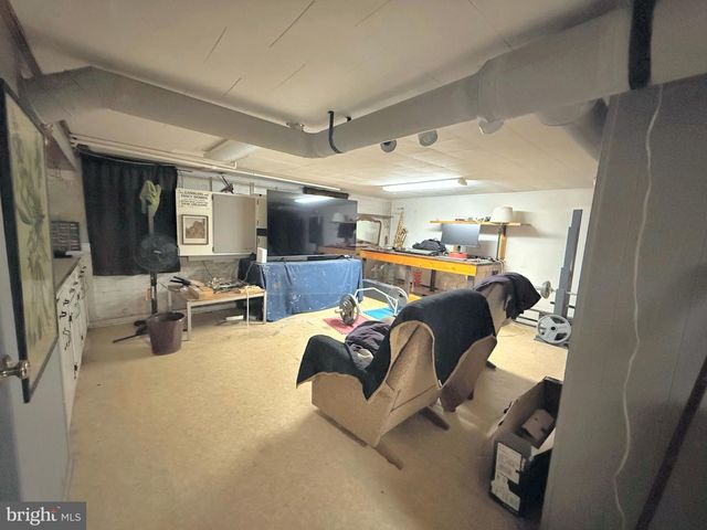 215 S CLAIRMONT DR, Salisbury, MD 21801