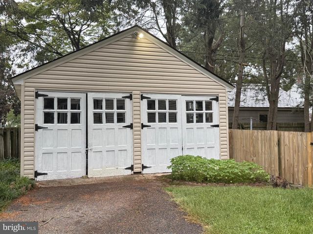 215 S CLAIRMONT DR, Salisbury, MD 21801