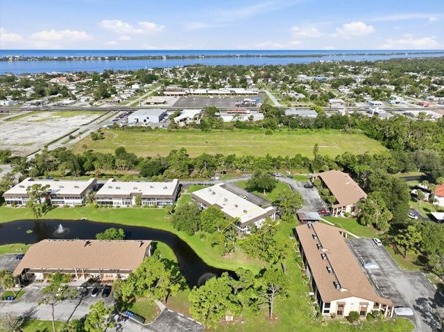 3 QUAILS RUN BOULEVARD 3105, Englewood, FL 34223