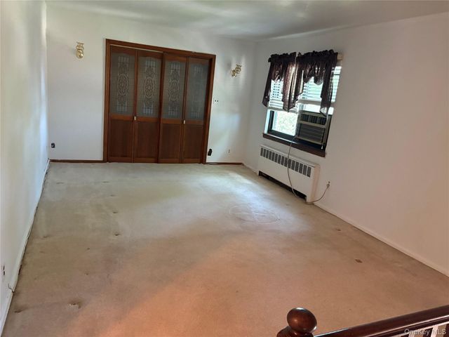 74-81 220th Street 2, Bayside, NY 11364