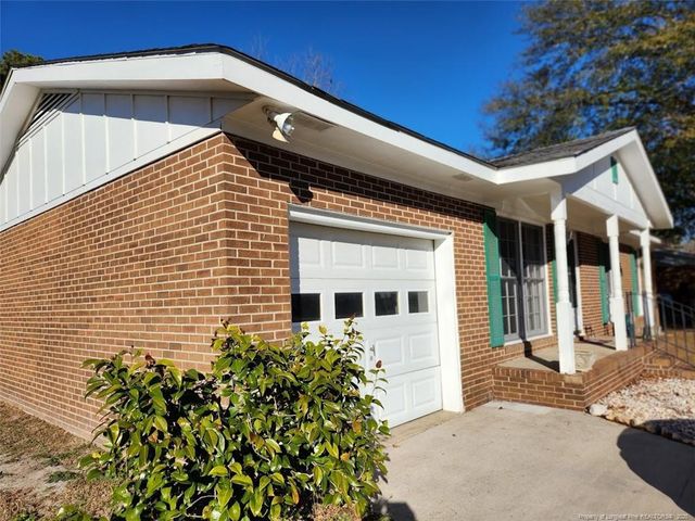 706 Regina Drive, Spring Lake, NC 28390