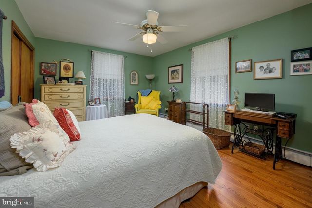 52 BANK ST, Medford, NJ 08055