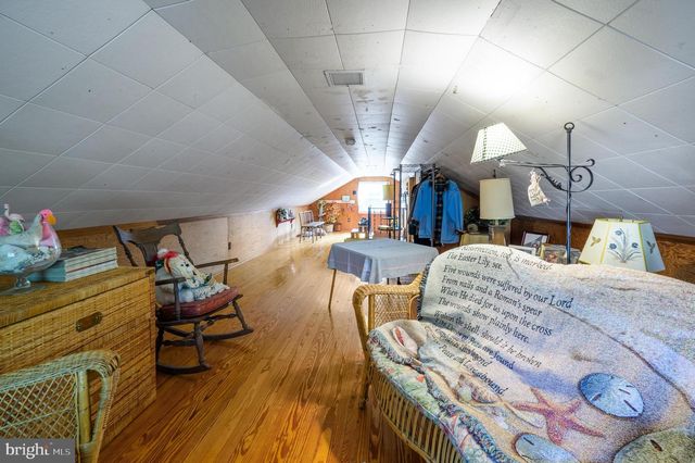 52 BANK ST, Medford, NJ 08055