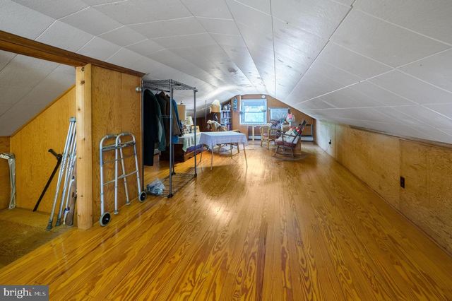52 BANK ST, Medford, NJ 08055