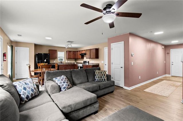10 Windsor Court, Kingston, GA 30145