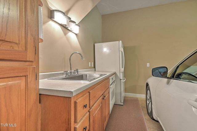 30 East Dale Court, Greeneville, TN 37745