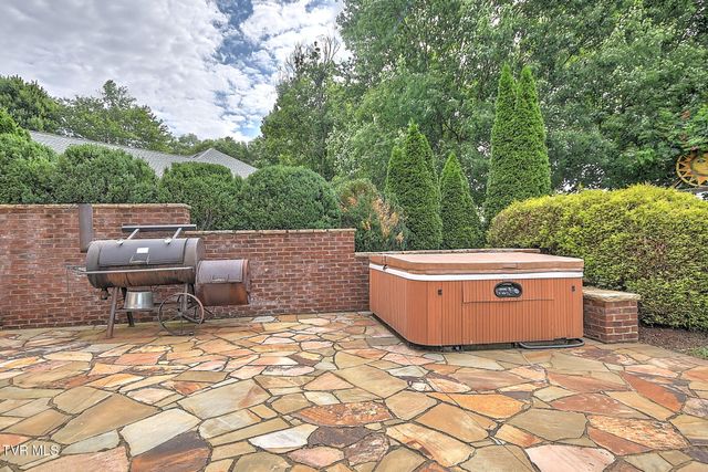 30 East Dale Court, Greeneville, TN 37745