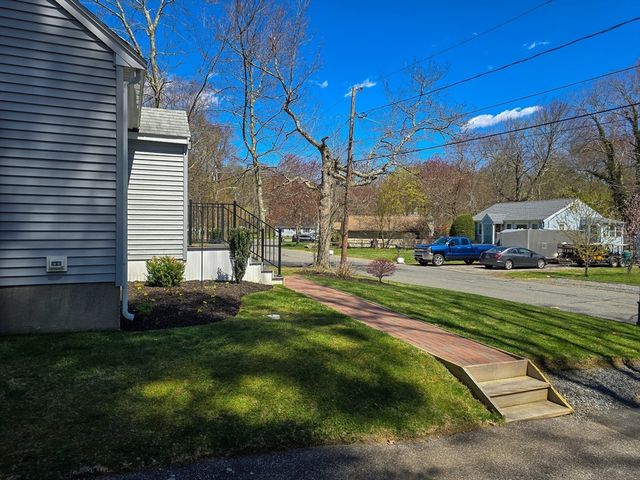 29 Anderson, Stoughton, MA 02072