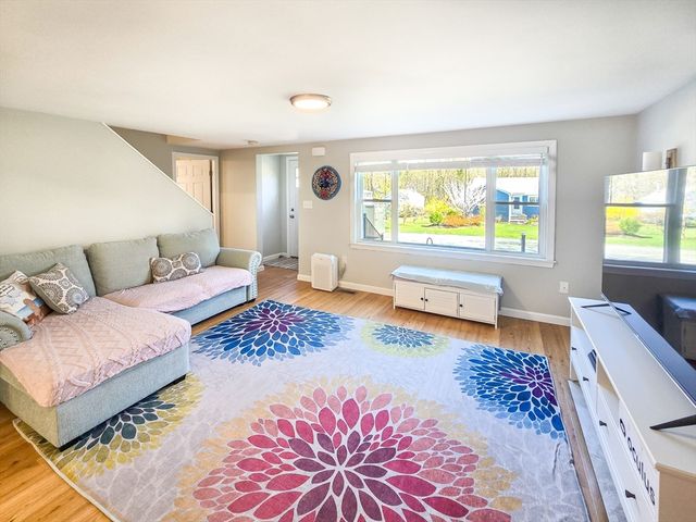 29 Anderson, Stoughton, MA 02072