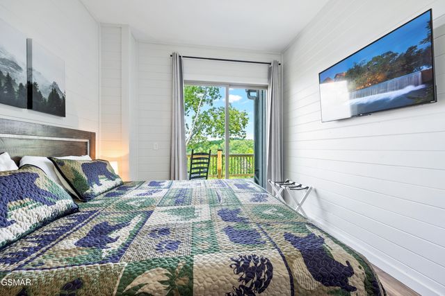 1337 Lake Haven Way, Sevierville, TN 37876