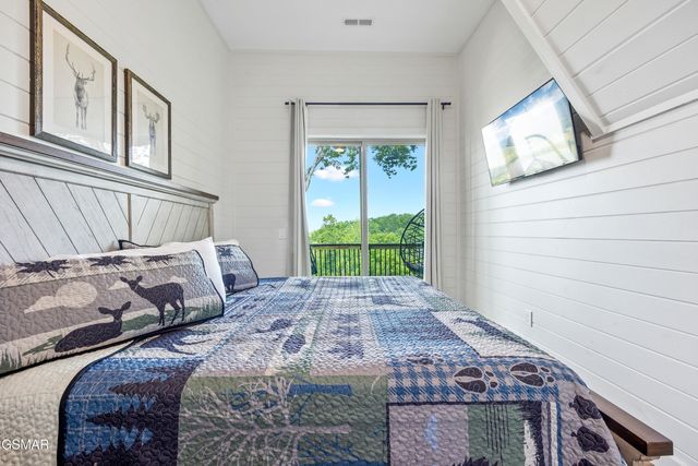 1337 Lake Haven Way, Sevierville, TN 37876