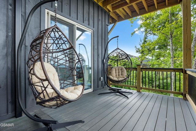 1337 Lake Haven Way, Sevierville, TN 37876