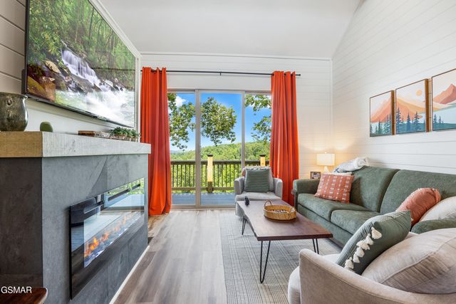 1337 Lake Haven Way, Sevierville, TN 37876