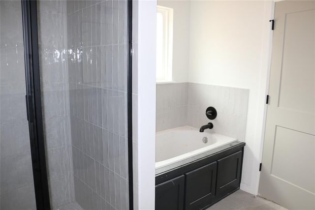 12401 Dolche Vita Drive, Oklahoma City, OK 73099