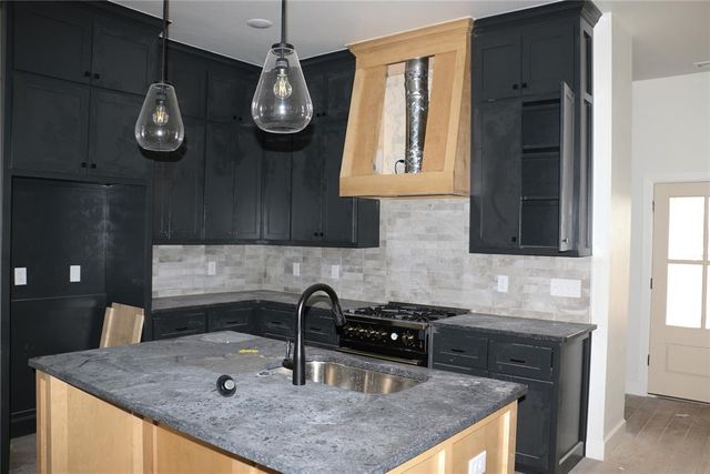 12401 Dolche Vita Drive, Oklahoma City, OK 73099