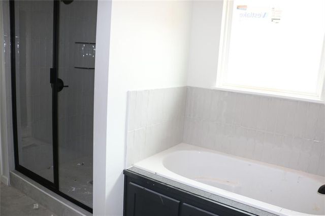 12401 Dolche Vita Drive, Oklahoma City, OK 73099