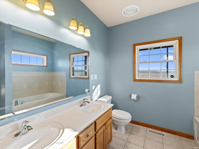 669 S County Road 800 W, Rockport, IN 47635