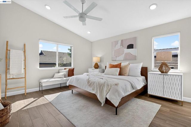 8039 Canyon Creek Cir, Pleasanton, CA 94588
