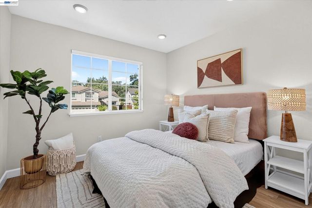 8039 Canyon Creek Cir, Pleasanton, CA 94588