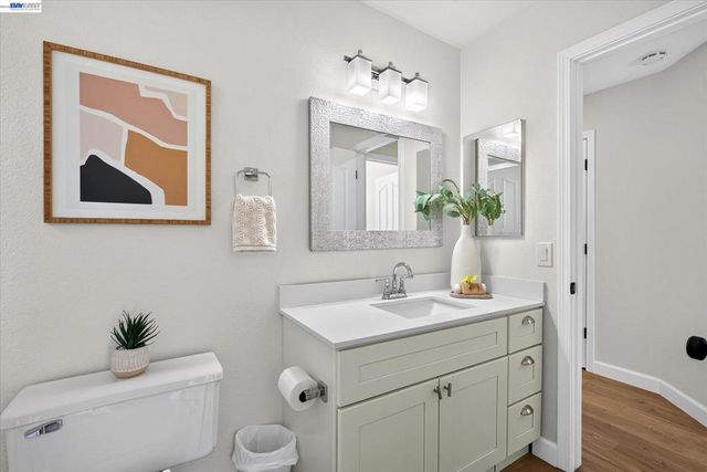 8039 Canyon Creek Cir, Pleasanton, CA 94588