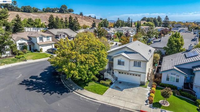 8039 Canyon Creek Cir, Pleasanton, CA 94588