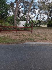 17195 SE 70TH STREET, Ocklawaha, FL 32179