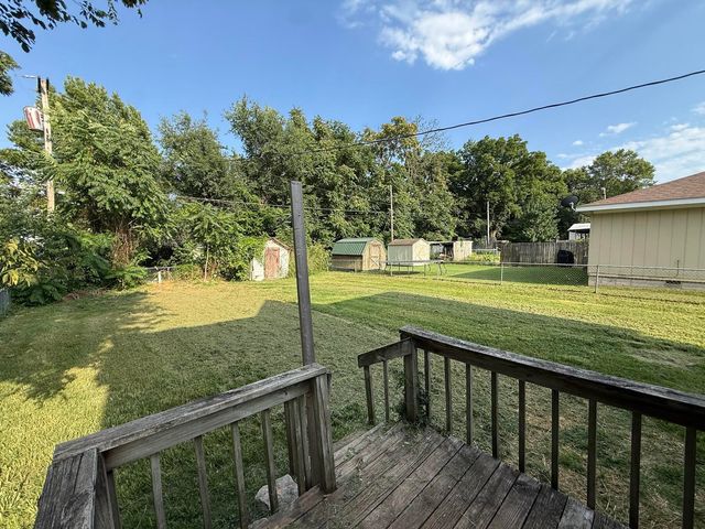 2336 N Ramsey Avenue, Springfield, MO 65803