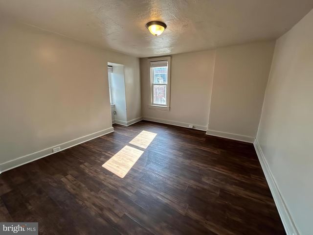 257 E COLLEGE AVE, York, PA 17403