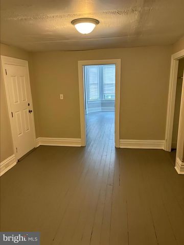 257 E COLLEGE AVE, York, PA 17403