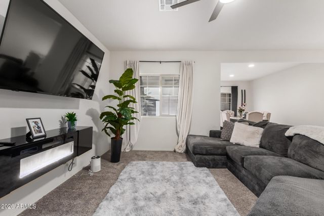 11214 W BLOCH Road, Tolleson, AZ 85353