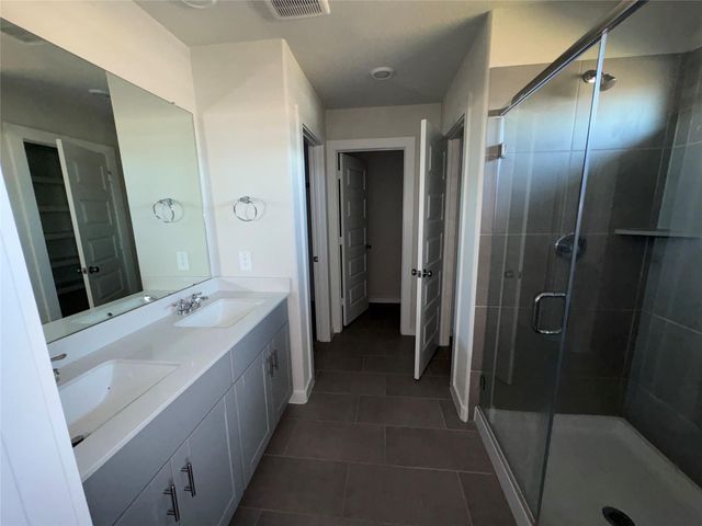 16628 Sterling Cliff Drive, Conroe, TX 77302