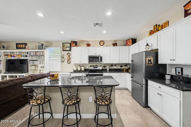 24268 W FLORES Drive, Buckeye, AZ 85326