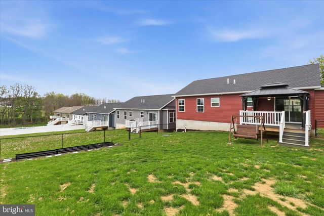 338 GRANDVIEW AVENUE AVE W, Waynesboro, PA 17268