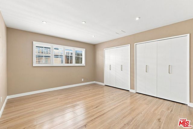 6524 S Holt Avenue, Los Angeles, CA 90056