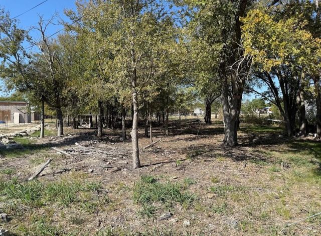 699 S Cotrell ST, Bartlett, TX 76511