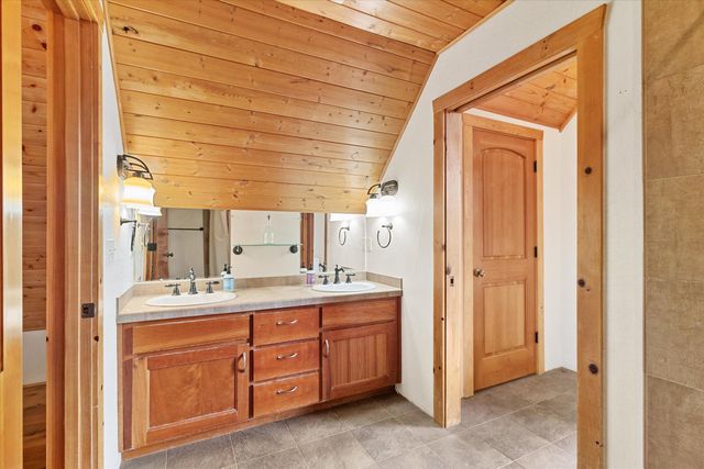 3170 Humbug Creek Road, Applegate, OR 97530