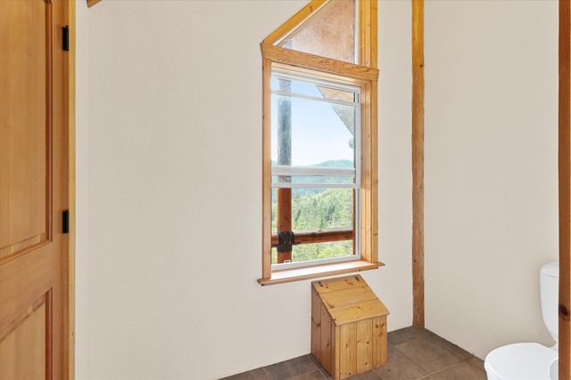 3170 Humbug Creek Road, Applegate, OR 97530