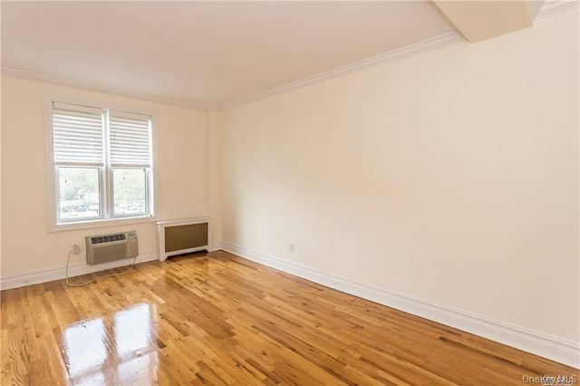 111 7th Street 315, Garden City, NY 11530