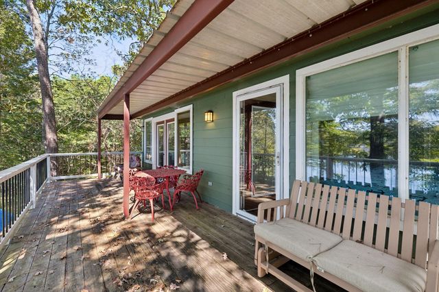 565 Sherwood Forest Drive N, Ivanhoe, TX 75979