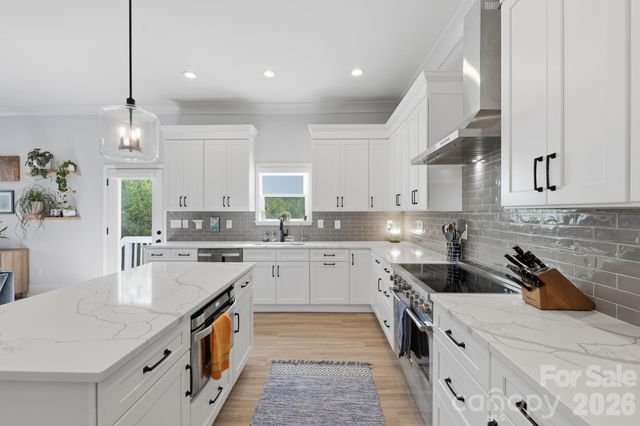 326 Belton Street, Charlotte, NC 28209