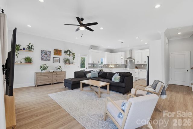 326 Belton Street, Charlotte, NC 28209