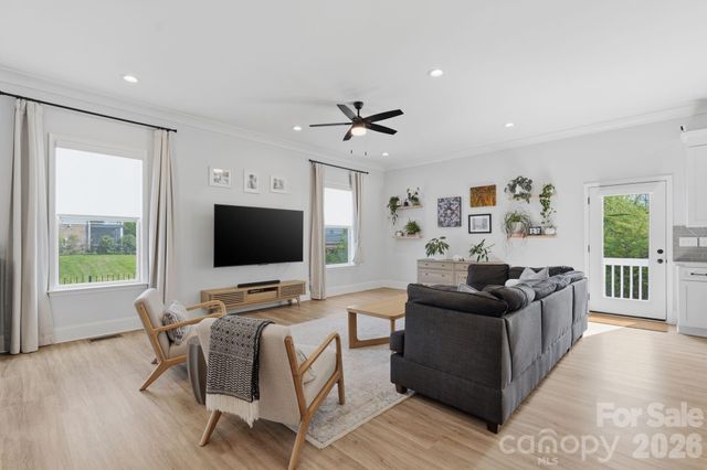 326 Belton Street, Charlotte, NC 28209