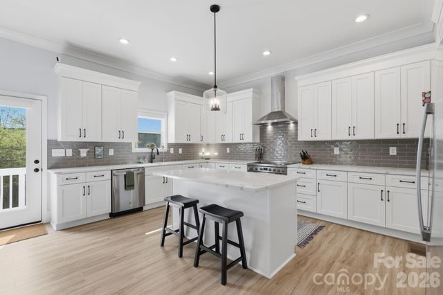 326 Belton Street, Charlotte, NC 28209