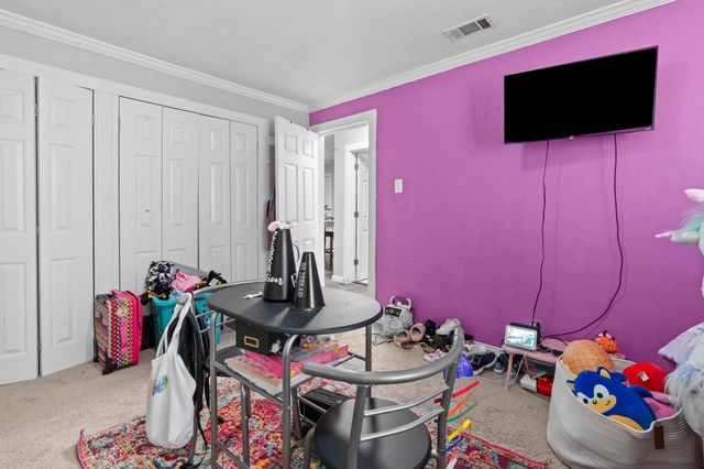 805 S 3rd Street, Grandview, TX 76050