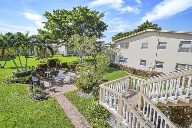 213 Cambridge I, West Palm Beach, FL 33417