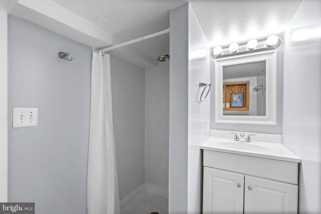 4004 INGRAHAM ST, Hyattsville, MD 20781