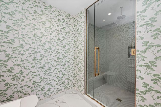 2678 Tigertail Ave 1705, Miami, FL 33133