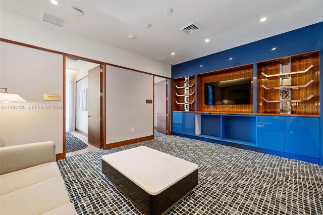 2678 Tigertail Ave 1705, Miami, FL 33133