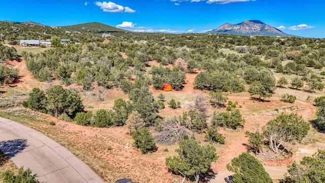 6 Seclusion Court, Sandia Park, NM 87047