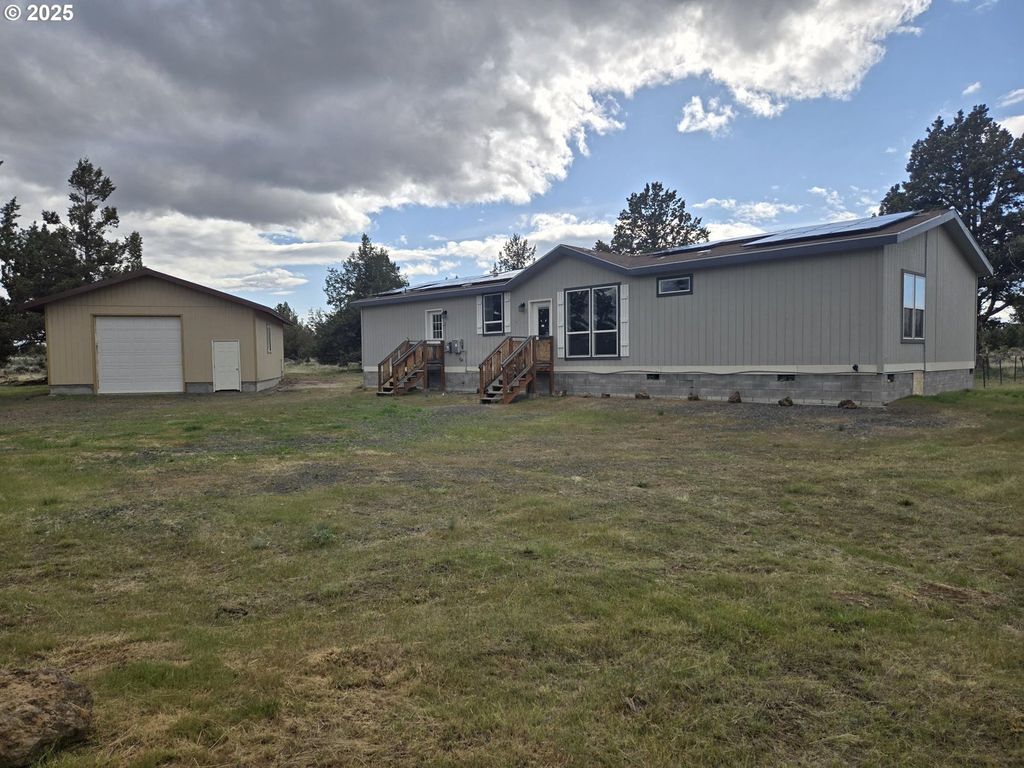 9290 Sw 3115 Rd, Culver, OR 97734